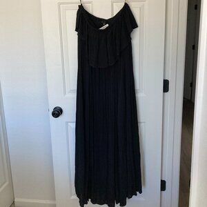 Torrid black strapless ruffle Maxi dress size 1